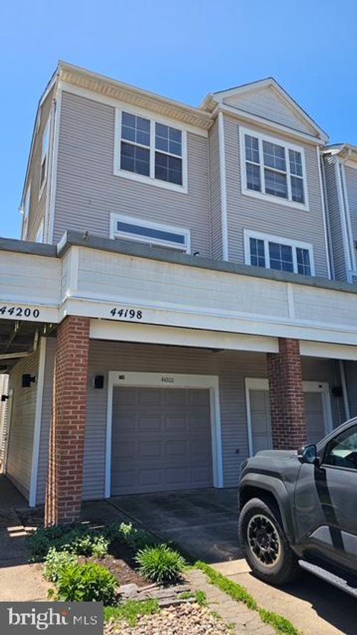 44198 Shady Glen Ter, ASHBURN, VA, 20147-3332 | Card Image