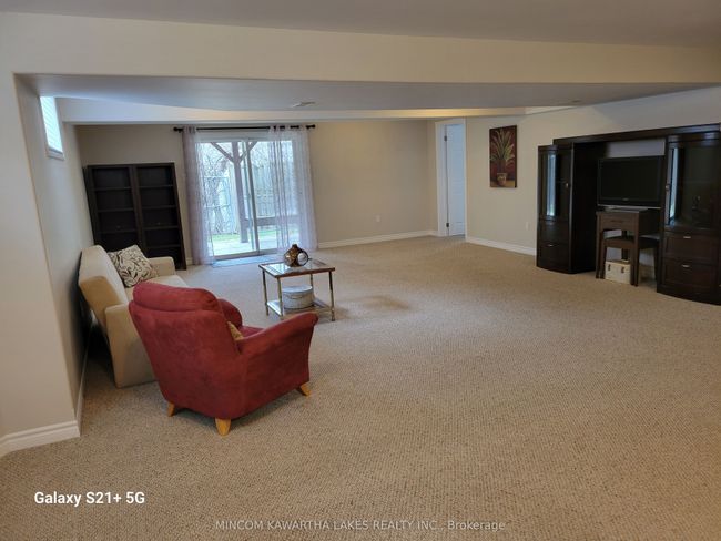 7 Village Cres, Condo with 3 bedrooms, 3 bathrooms and 1 parking in Peterborough ON | Image 21