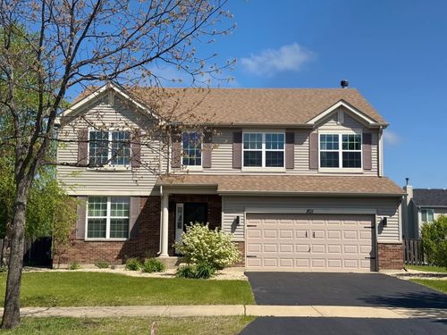 801 Parkside Ln, Yorkville, IL, 60560-8944 | Card Image