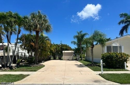 1675 Diamond Lake Circle, NAPLES, FL, 34114 | Card Image