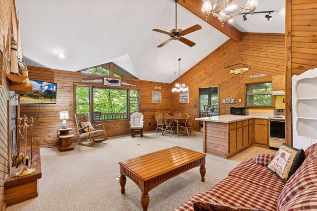 Great Room | Image 10