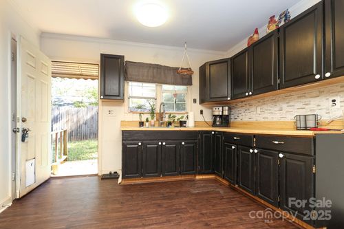 1324 Mason St, Lancaster, SC, 29720-3082 | Card Image