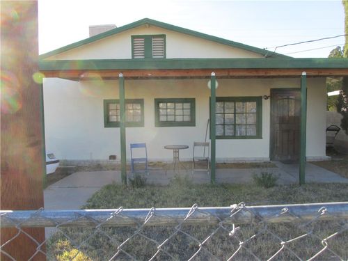 211 Taylor St, Kingman, AZ, 86401-6030 | Card Image