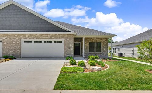 514 S 6th St, Fairbury, IL, 61739-1676 | Card Image