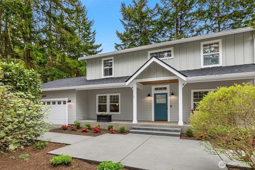 9835 NE Rose Trail Lane, Bainbridge Island, WA, 98110 | Card Image