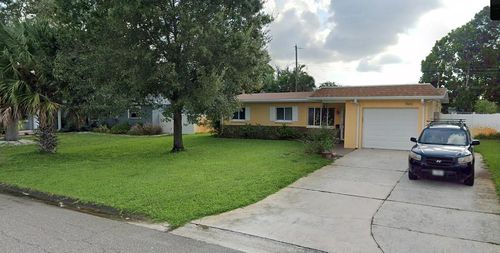 7481 Oak St Ne, St Petersburg, FL, 33702-5443 | Card Image