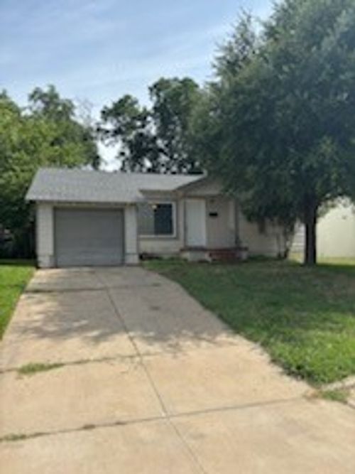 809 Judd St, Fort Worth, TX, 76104-6863 | Card Image