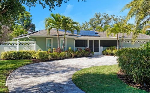 121 Holly Ave, SARASOTA, FL, 34243-1414 | Card Image