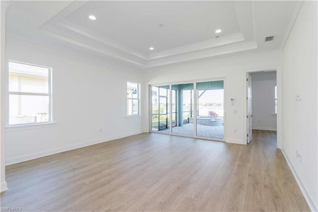 8925 Calypso Ct, Condo with 2 bedrooms, 2 bathrooms and 2 parking in Naples FL | Image 13