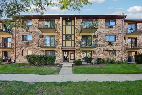 4d-232 Klein Creek Ct, Carol Stream, IL, 60188 | Card Image