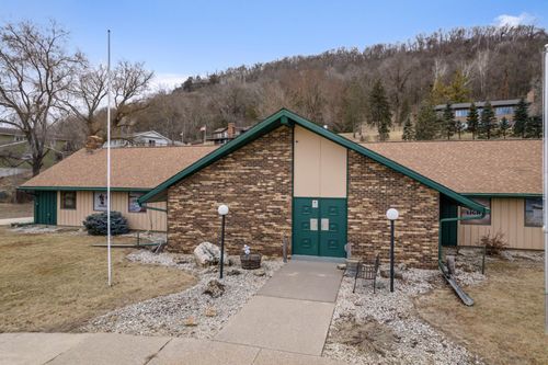 401 Rolling View Dr, Rollingstone, MN, 55969-9776 | Card Image