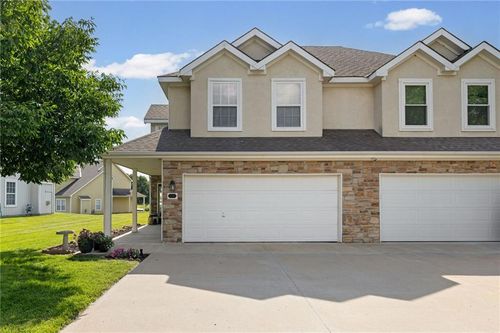 393 W Acorn St, Gardner, KS, 66030-9228 | Card Image
