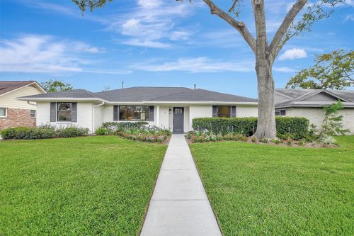1707 Droxford Dr, Houston, TX, 77008-3101 | Card Image