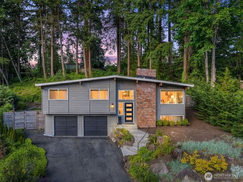 9417 235th Pl Sw, Edmonds, WA, 98020-5676 | Card Image