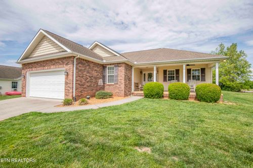 751 Boone Dr, Seymour, TN, 37865-5194 | Card Image
