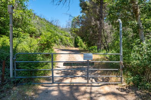 0000 E Fork Rd, French Gulch, CA, 96033 | Card Image