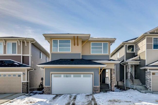 847 Bayview Terrace Sw, Home with 5 bedrooms, 3 bathrooms and 4 parking in Airdrie AB | Image 1