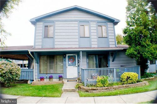 16 Maplewood Ct, WEST DEPTFORD, NJ, 08066-2404 | Card Image