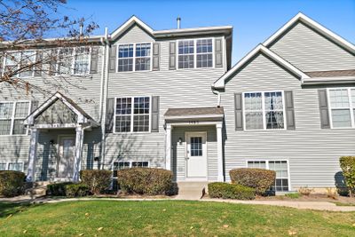 1483 W Sedgewood Court, Townhouse with 2 bedrooms, 2 bathrooms and 2 parking in Round Lake IL | Image 1