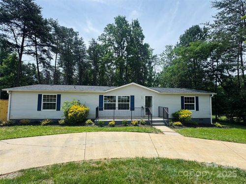 166 Brook Creek Dr, Troutman, NC, 28166-7710 | Card Image