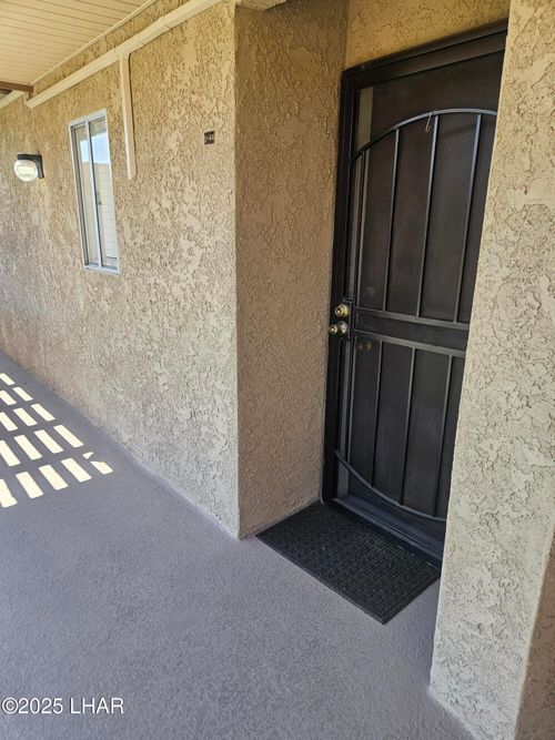 apt-c44-256 Lake Havasu Ave S, Lake Havasu City, AZ, 86403-6594 | Card Image