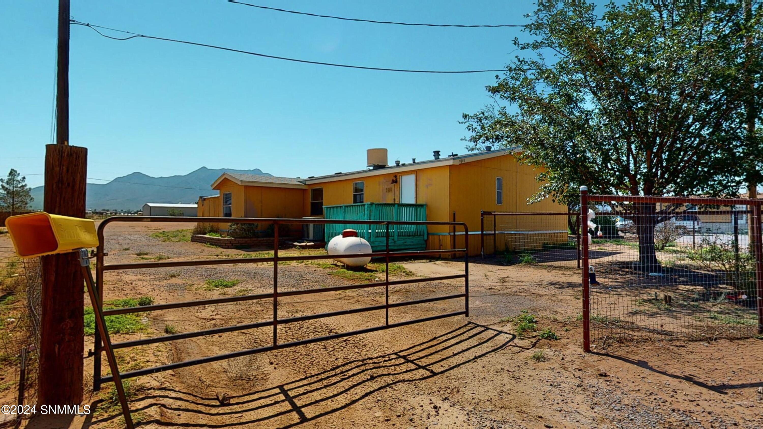 Green Hill Ct, Las Cruces, NM 88012