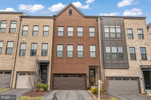 42282 Crawford Ter, BRAMBLETON, VA, 20148-4938 | Card Image