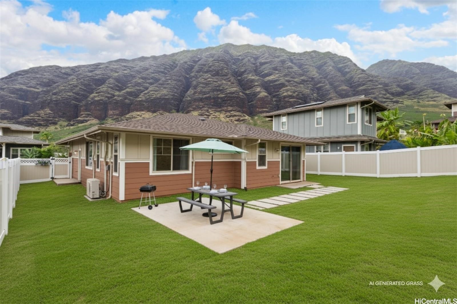 Residential in Waianae 3