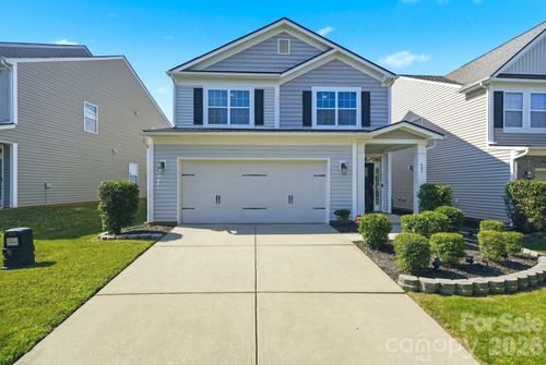 423 Knothole Lane, Charlotte, NC, 28214 | Card Image