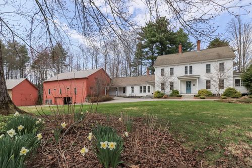 228 Maple St, Hopkinton, NH, 03229-3339 | Card Image