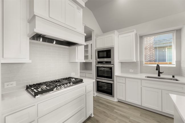 09. 1518 Teton - Kitchen (4) | Image 8