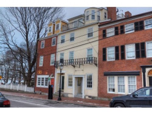 b-36 State St, Portsmouth, NH, 03801-3824 | Card Image