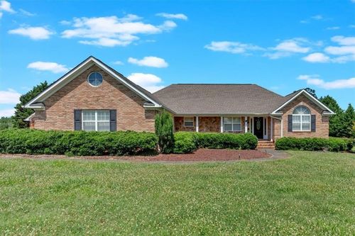 28 Summerwind Dr, Cedartown, GA, 30125-4681 | Card Image