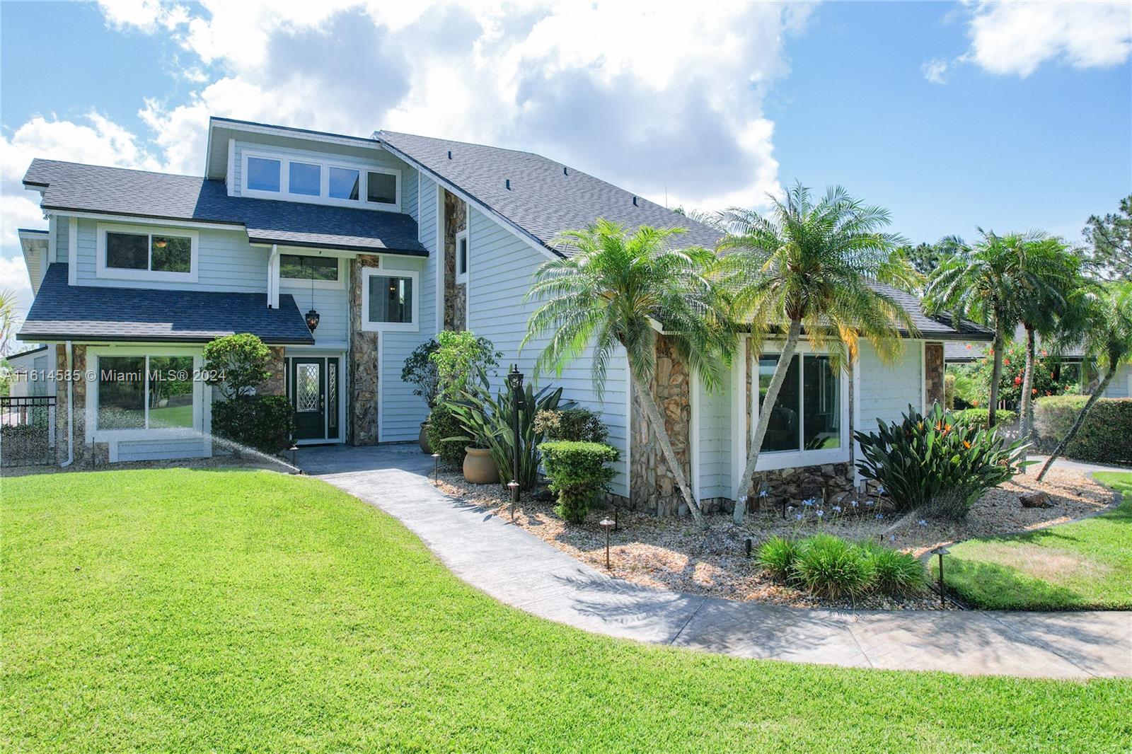 Shady Oak St, Orlando, FL 32832