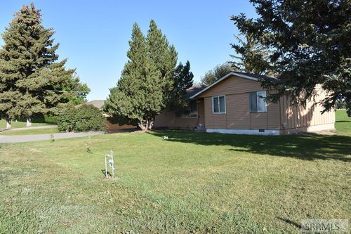 654 E 3500 N, Rexburg, ID, 83440-3411 | Card Image