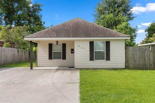 2822 Progressive St, Lake Charles, LA, 70615-6755 | Card Image