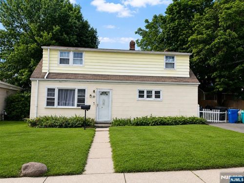 19 Lynne Ave, Hawthorne, NJ, 07506-1014 | Card Image