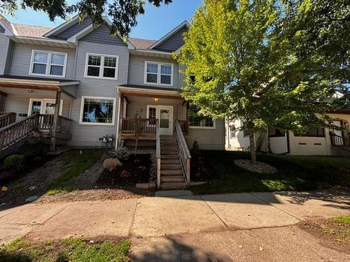 1-600 W 32nd St, Minneapolis, MN, 55408-4958 | Card Image