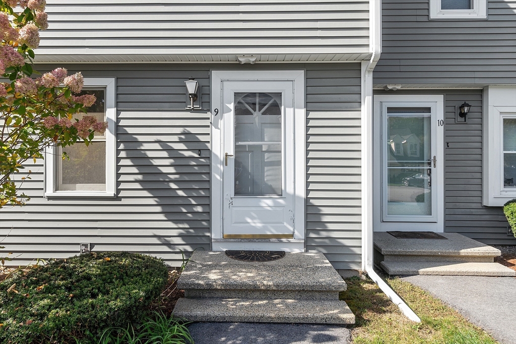 Merrimack Meadows Ln, Tewksbury, MA 01876