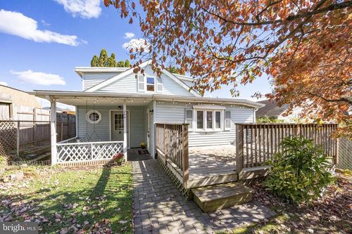 264 Roberts Ave, CONSHOHOCKEN, PA, 19428-2222 | Card Image