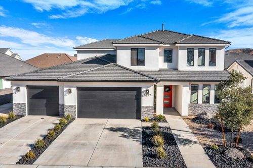 1877 S Heritage Fields Dr, Washington, UT, 84780-2176 | Card Image