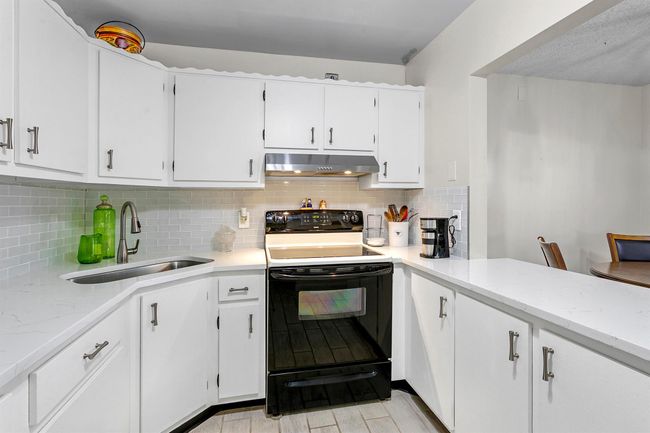 C-2 - 5927 La Pinata Boulevard, Condo with 2 bedrooms, 2 bathrooms and null parking in Greenacres FL | Image 5