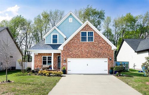 4182 Beechwood Ln, Bowling Green, KY, 42104-7660 | Card Image