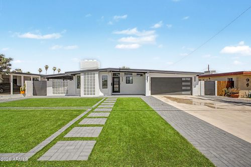 8833 N 39th Ave, Phoenix, AZ, 85051-3713 | Card Image