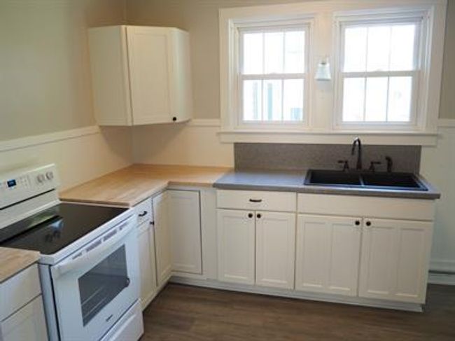 Kitchen | Image 10
