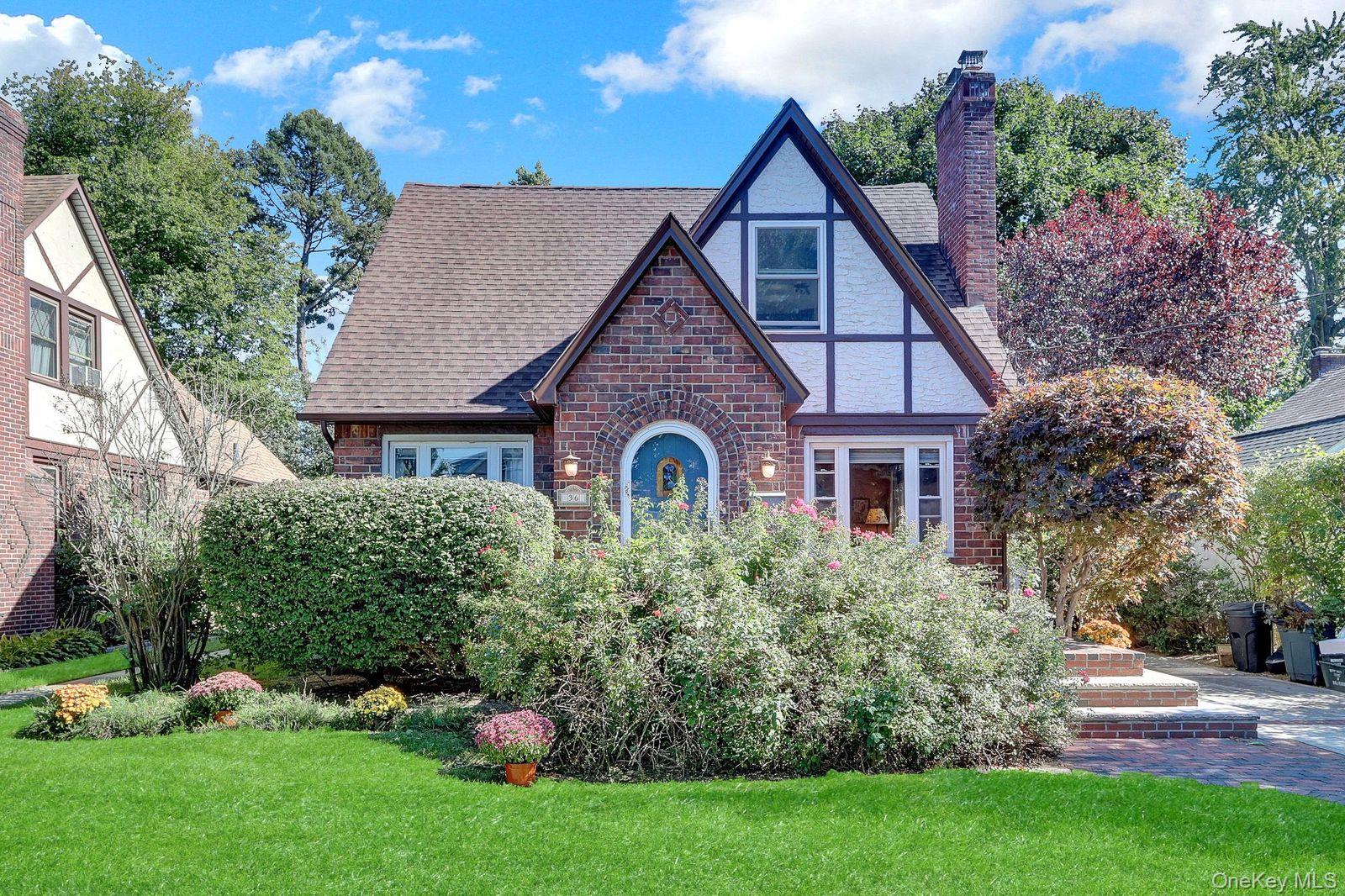 36 William St, For Sale in Hempstead - eXp Realty