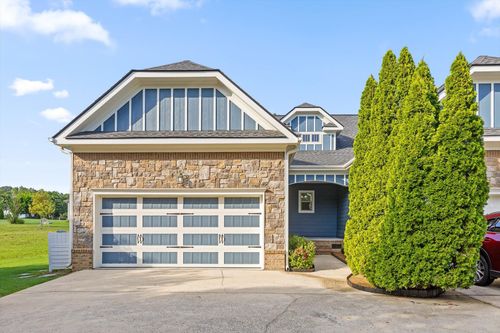 8248 Towncreek Cir, Ooltewah, TN, 37363-4953 | Card Image