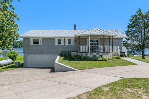 6250 Wheeler Rd, Coral, MI, 49322-9773 | Card Image