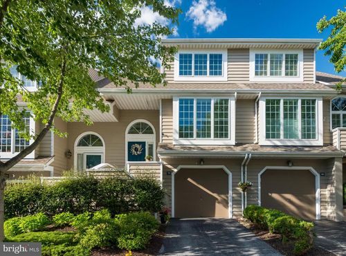 79 Andover Ct, CHESTERBROOK, PA, 19087-5616 | Card Image