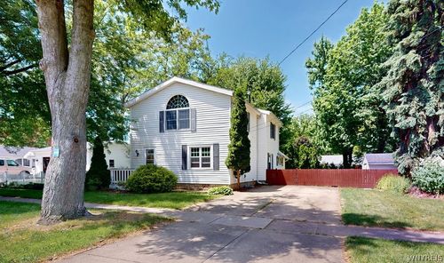 225 N 4th St, Lewiston, NY, 14092-1239 | Card Image